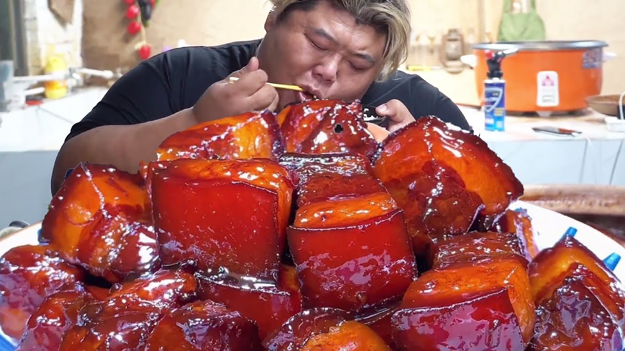 10斤红烧肉款待客人，朋友做客猴哥下厨，满满一桌大家吃肉真过瘾！【胖猴仔】