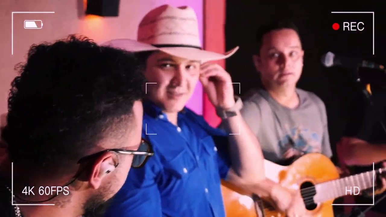 ANDRÉ E MARIANO - GOSTA DE RUA