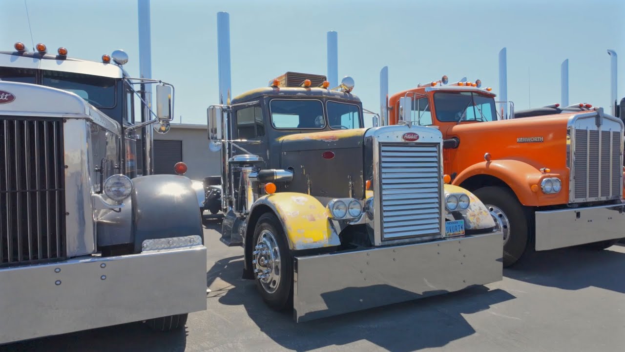 1959 Peterbilt 351 – Sheri’s Needlenose Classic Restored | Nostalgia Street Rods
