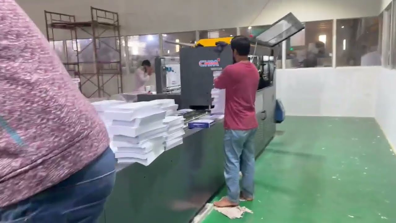 Another new CHM A4 copy paper 4 pockets with 5 rolls machine running well in Bangladesh