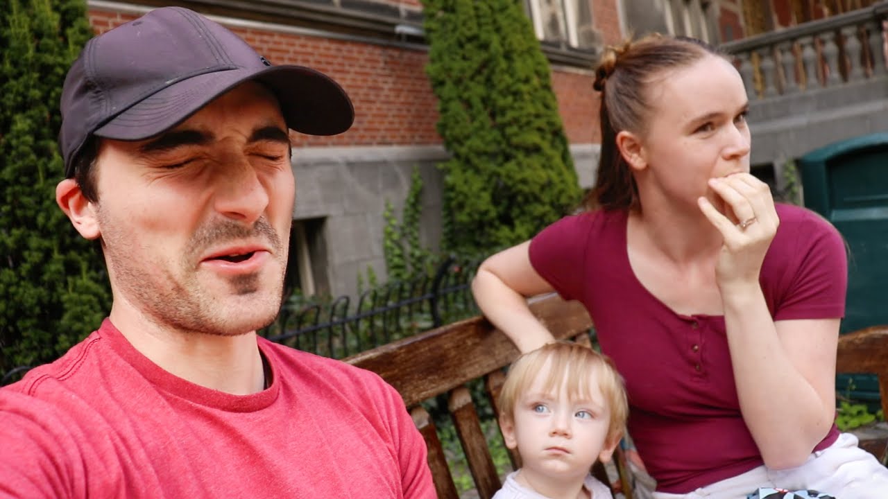 Canadians react to normal stuff in the Netherlands