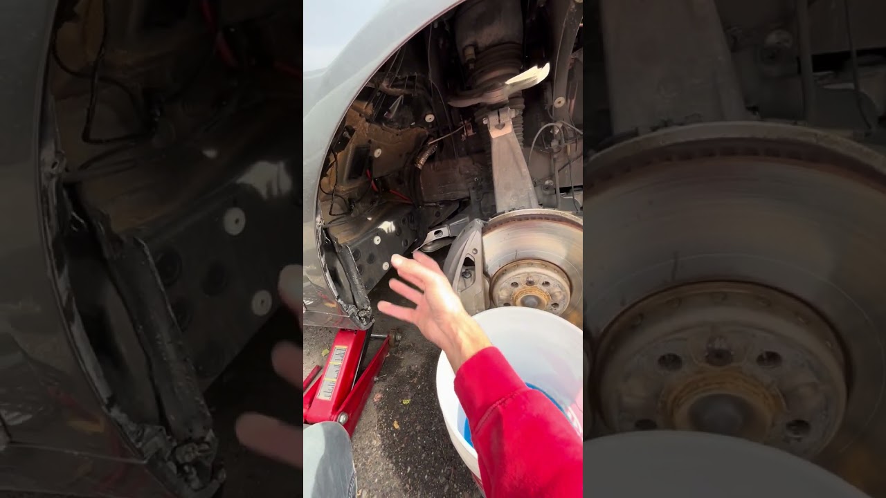 2018 BMW 750i G11/G12 windshield washer pump replacement ! 