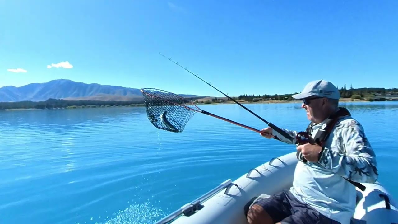 FISH ON : Lake Tekapo New Zealand 