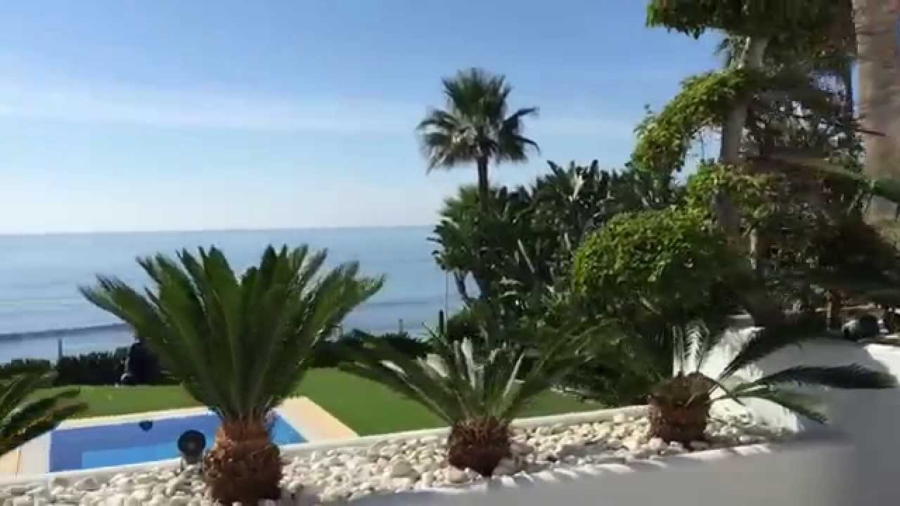 Marbella area.Modern beach villa for sale