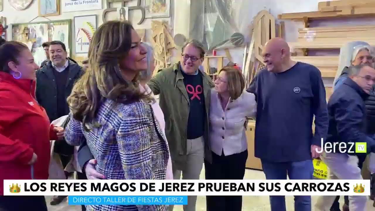 ¡LOS REYES MAGOS DE JEREZ PRUEBAN SUS CARROZAS!! para la cabalgata de mañana viernes 