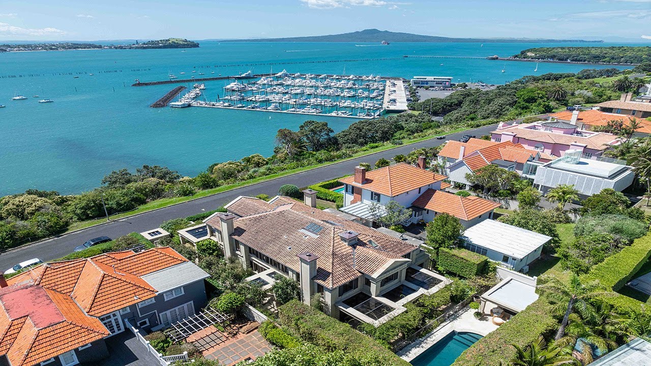 84 Paritai Drive, Orakei, Auckland