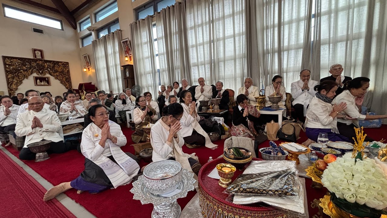 4 Cérémonie religieuse à la mémoire de Feu SM le Roi Sri Savang Vatthana,Roi du Laos
