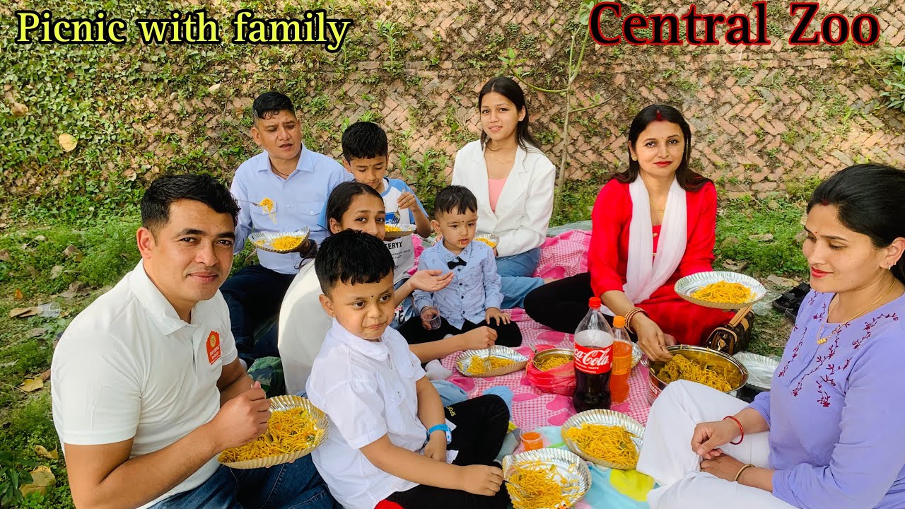 Central zoo & picnic || Nepal biggest zoo must visit once || Mausam kunwar
