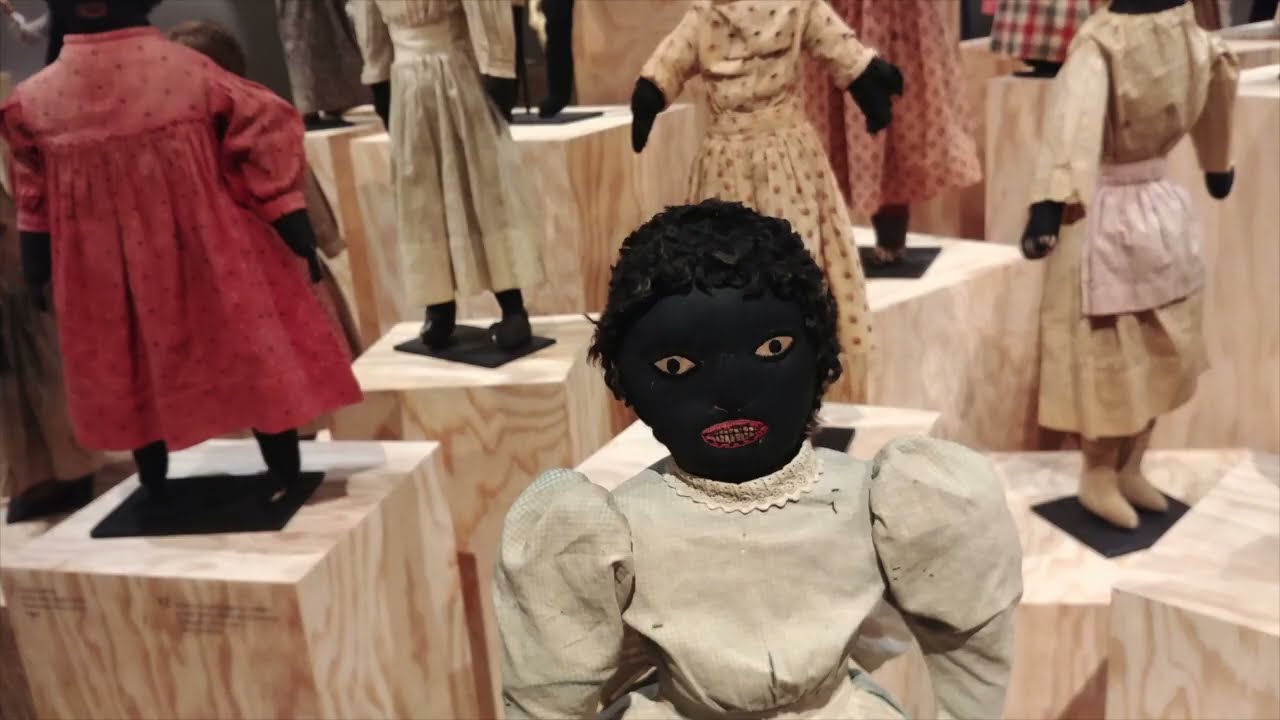 Black Dolls la Maison Rouge - fondation Antoine de Galbert à Paris
