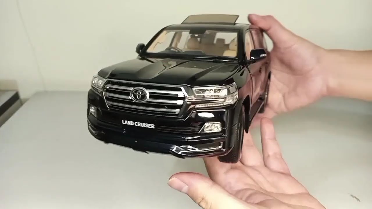 1:18
