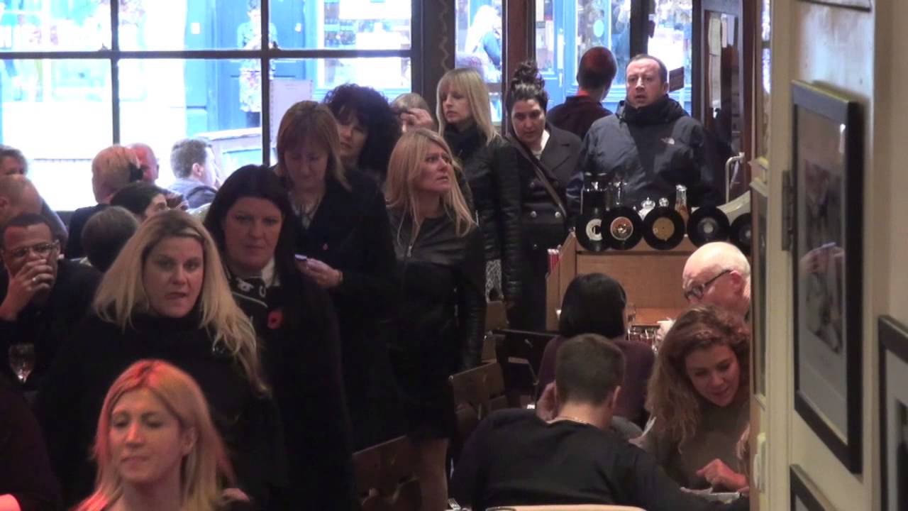 Cafe La Divina Restaurant, Upper Street, Angel, Islington.