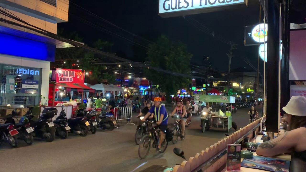 SOI BUAKAW 🇹🇭 STREET ACTION AT NIGHT PATTAYA THA&Iuml;LAND