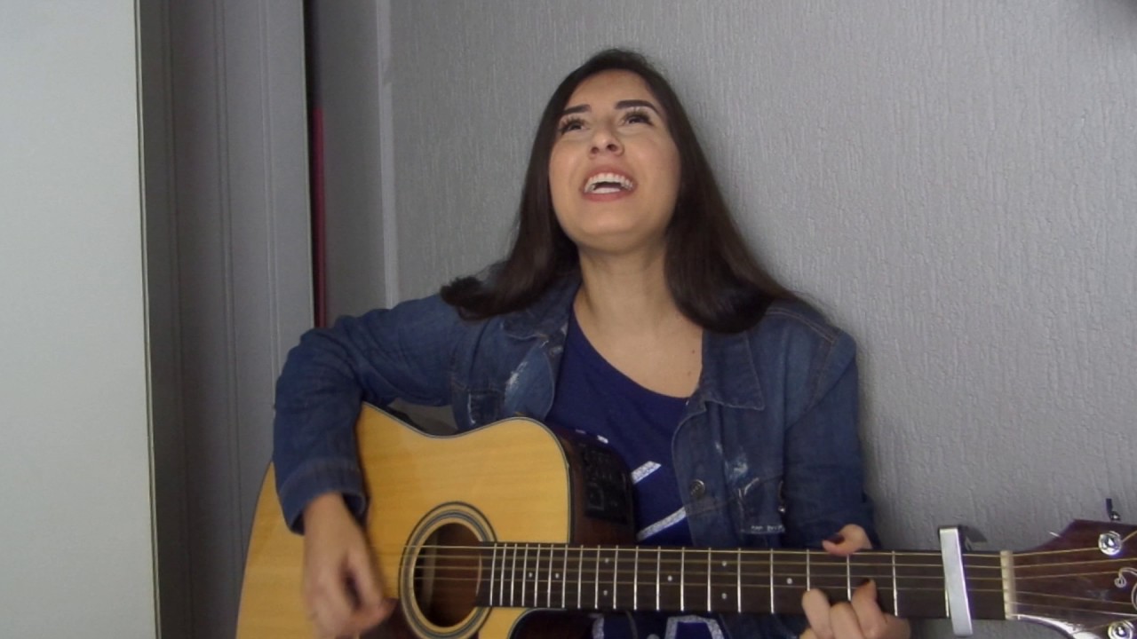 Thaiane Seghetto | Cover 