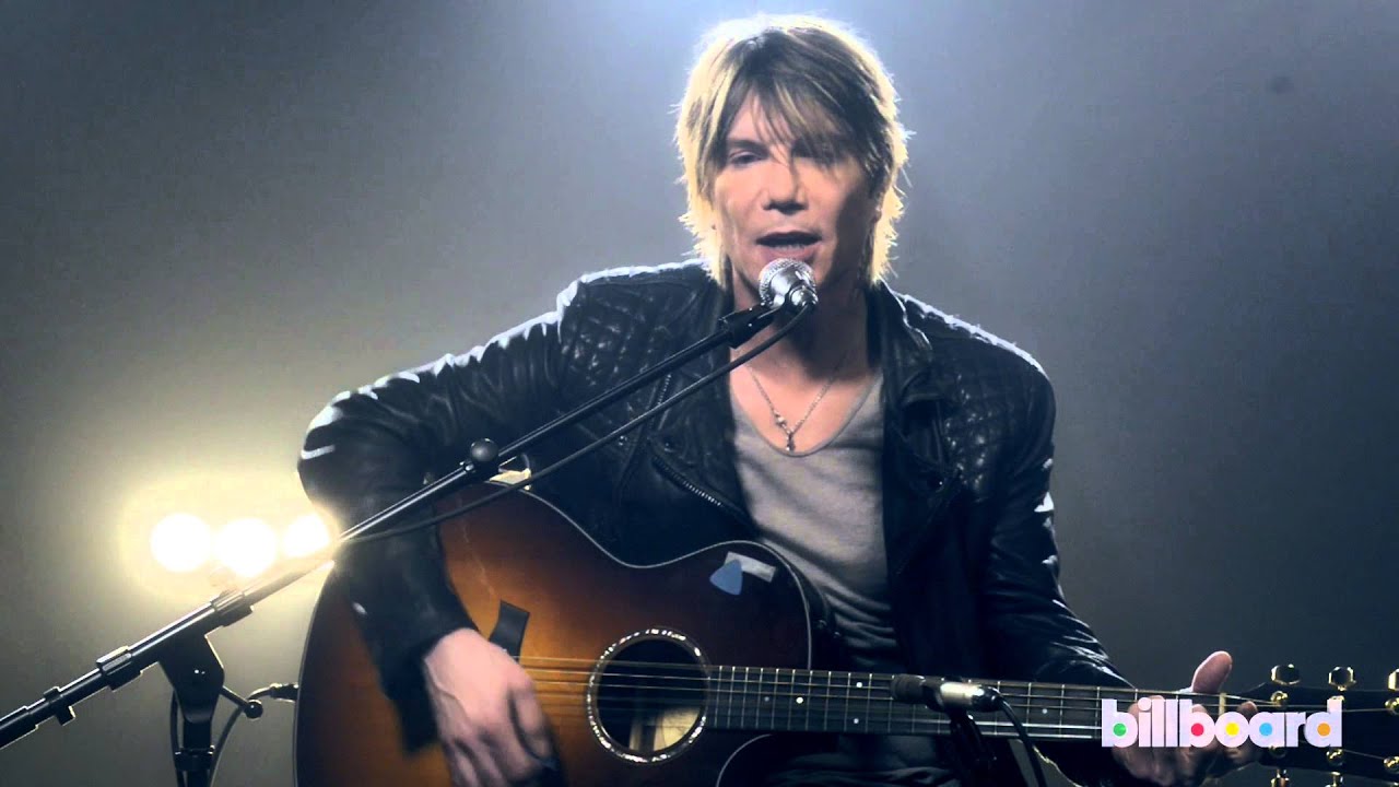 The Goo Goo Dolls' John Rzeznik Performs 