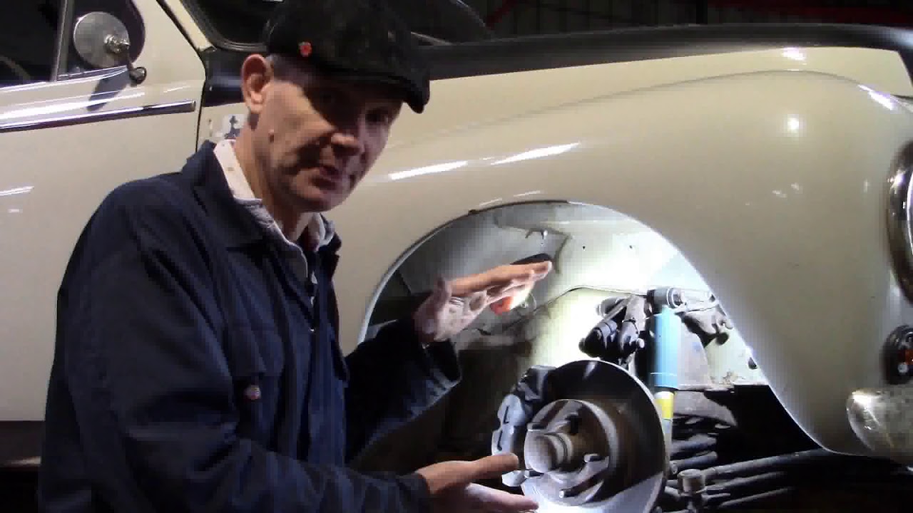 Amazon Cars: Twin Shock Absorber installation, PV544