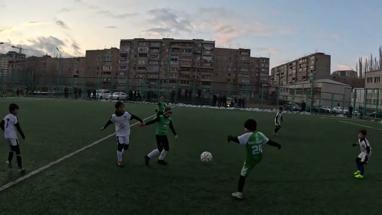 Davtashen 17(5-4) Academy 17-1