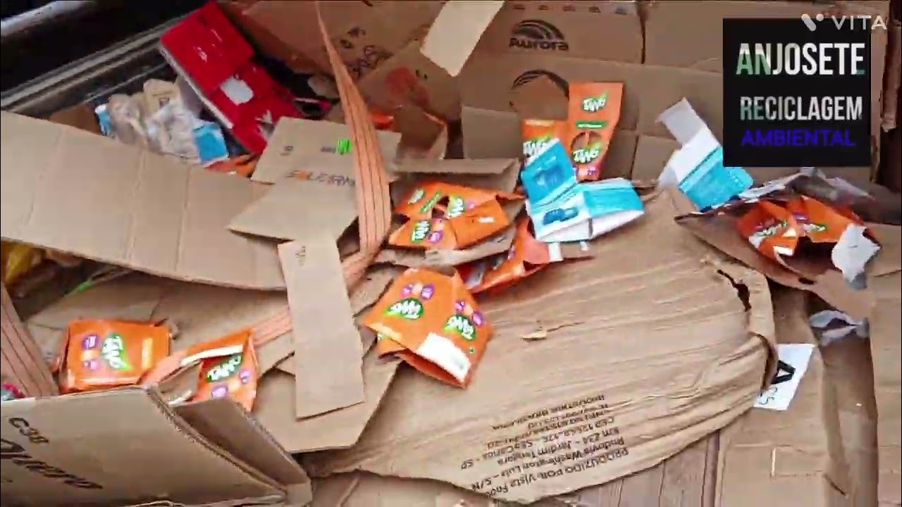 mais de 80 kilos de papelão no begue