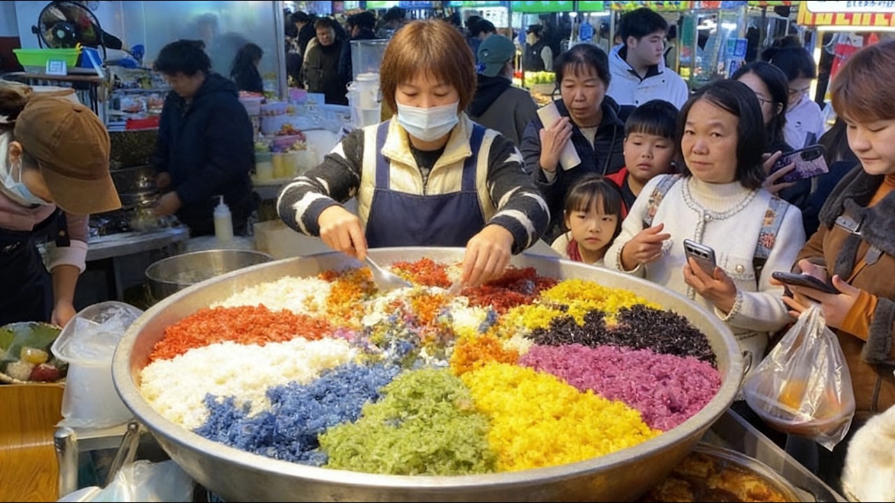 深夜逛南宁琅西夜市！彩色糯米饭+酸野+昆虫，这才是广西人的快乐！#南宁琅西夜市 #广西夜宵 #彩色糯米饭 #广西酸野 #夜市美食 #广西特色小吃 #南宁美食 #深夜食堂