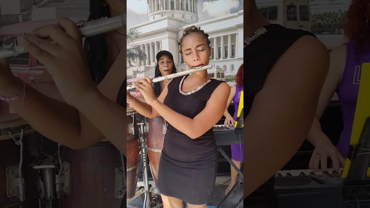 Caramelo Son en La Dichosa, Calle Obispo. #habana #cubanmusic