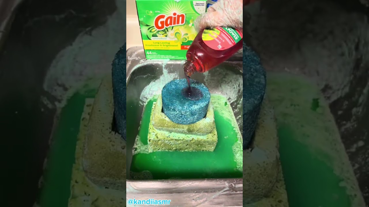 SPONGE SQUEEZING ASMR COMPILATION |34| - #spongeasmr #spongesqueezing #deepcleaning#relaxing #asmr