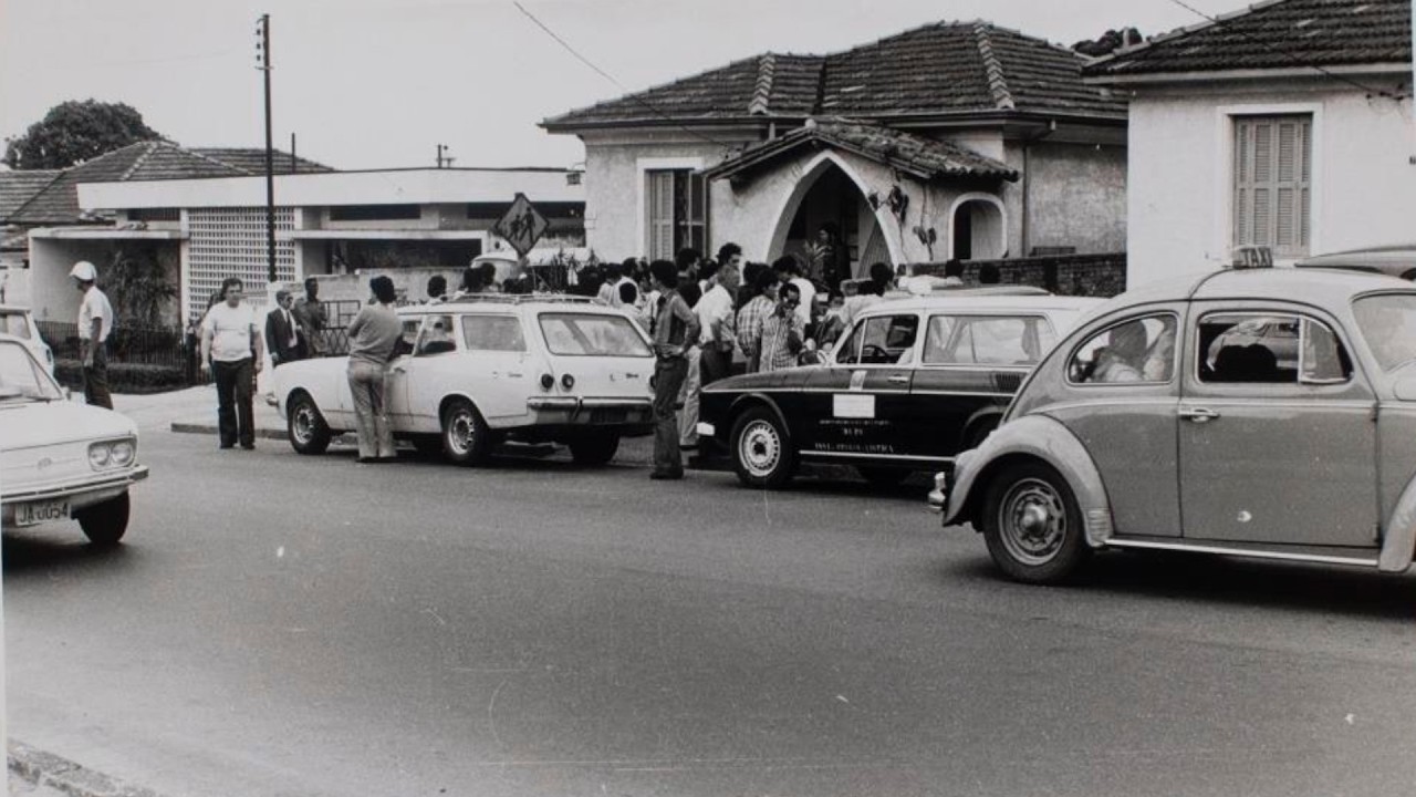 QUEM VIVEU TODAS ESSAS DÉCADAS: ANOS 40, 50, 60, 70, 80 E 90...LEMBRANÇAS E NOSTALGIA DESSAS ÉPOCAS.