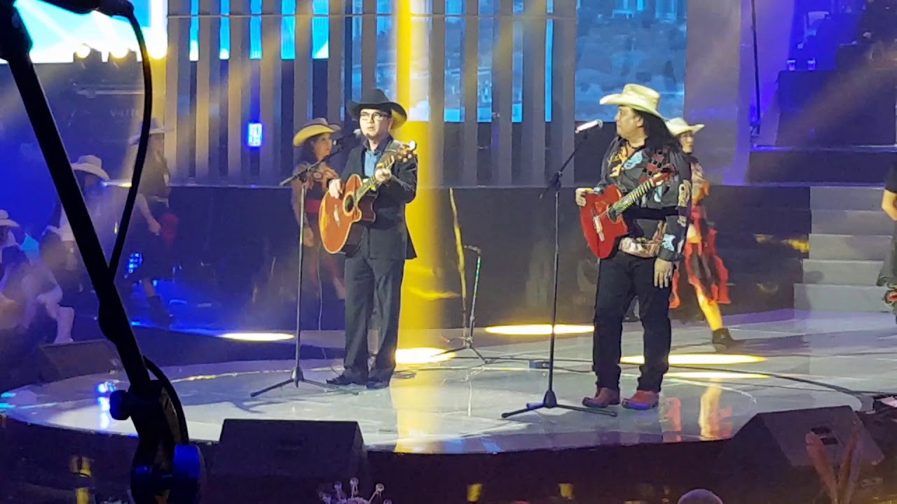 Tantowi Yahya - Loving Her Was Easier - HUT Ke 56 TVRI