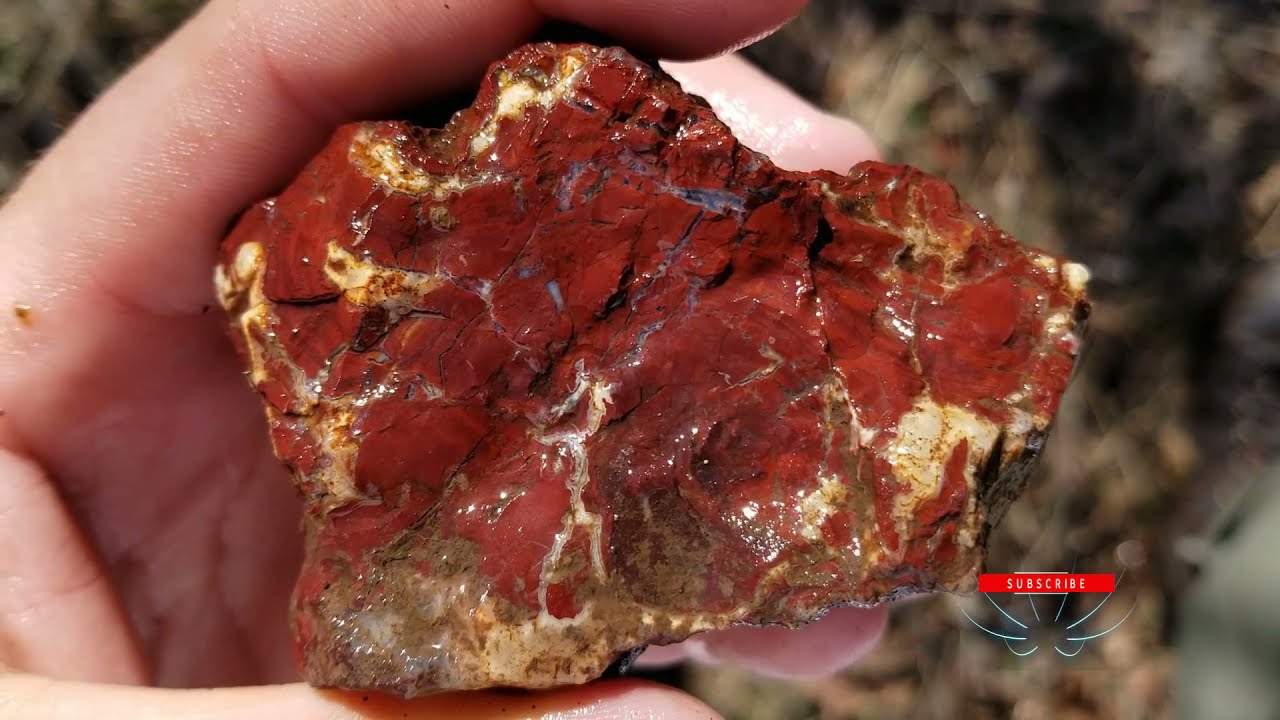 Oregon Rocks!: Rockhounding Oregon| BIG Crystals in a Little Creek (2/2)