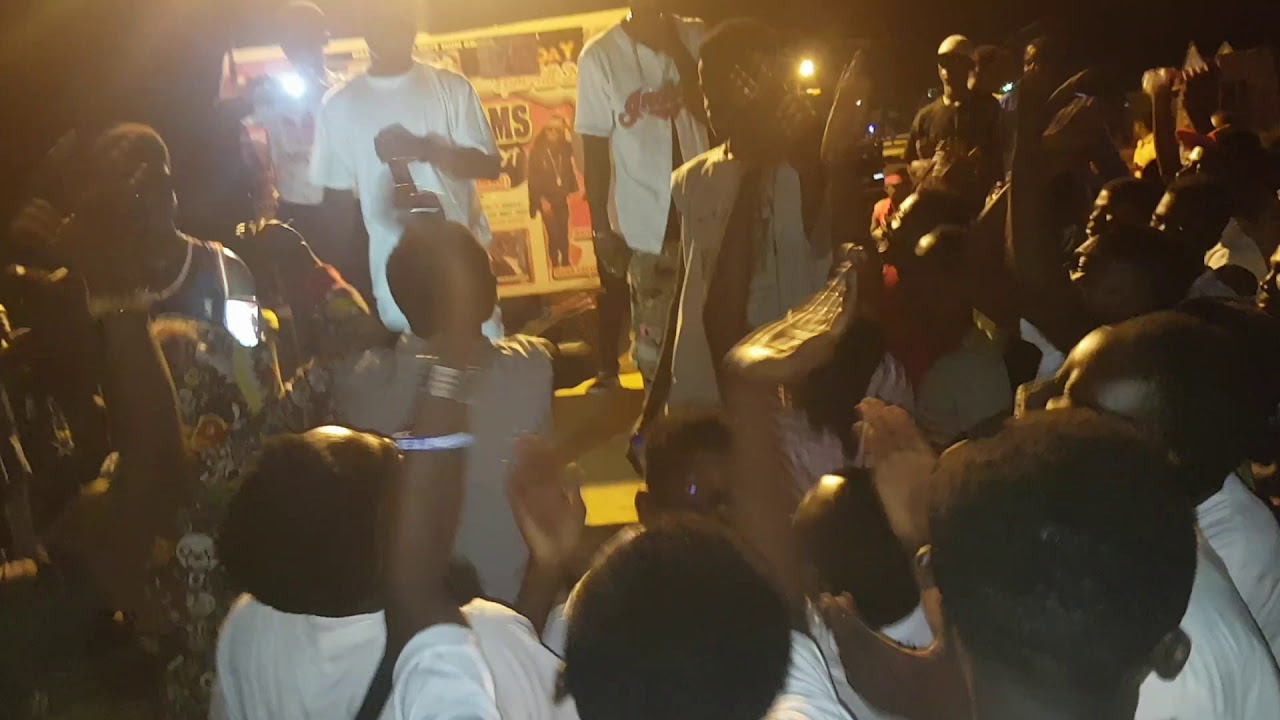 Kwabena Lyta performs Sie Bie @AKOSOMBO STREET/SEFWI DWENASE