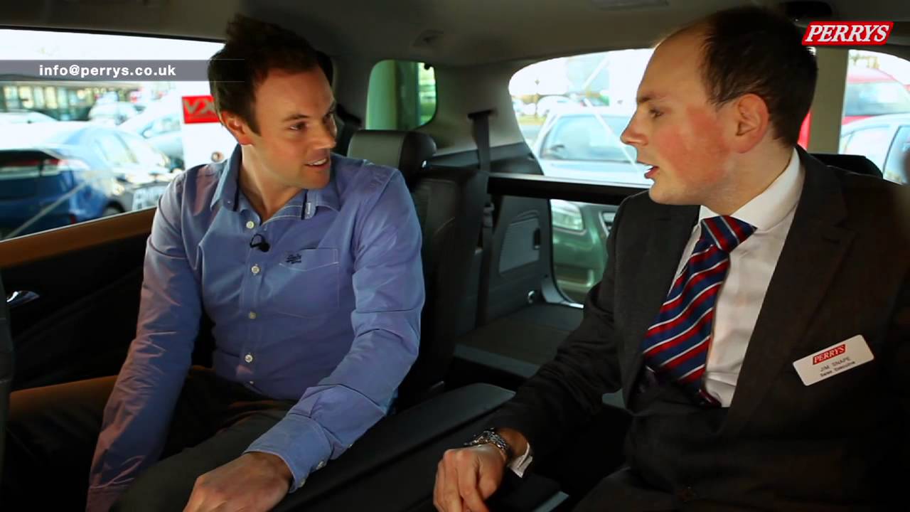 New Vauxhall Zafira Tourer review - Presented by Paul O'Neill