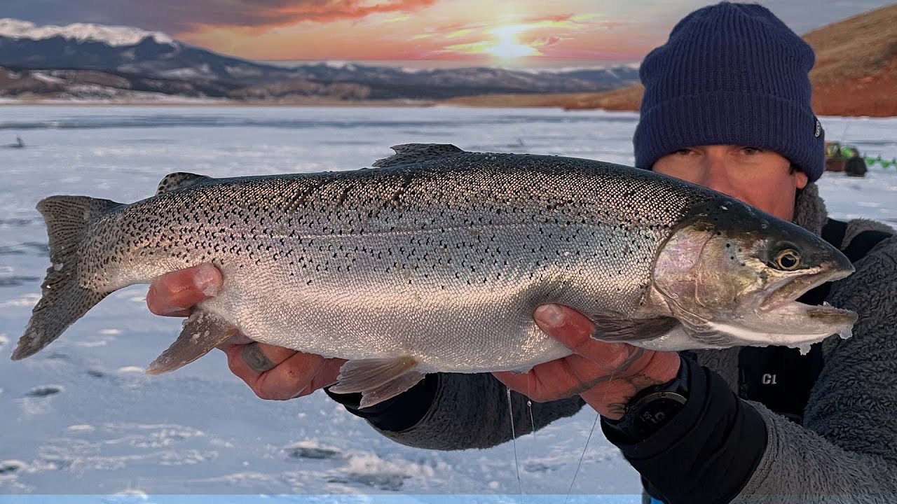 Подледная рыбалка на водохранилище Антеро в Колорадо: ловля КРУПНОЙ форели.