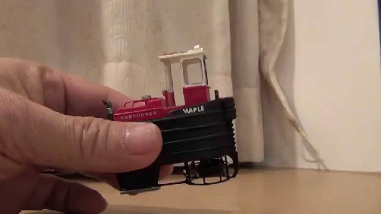 Micro RC Dozer boat 1/76 