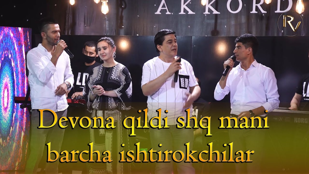 Akkord ko'rsatuvi  ishtirokchilari ijrosida Devona qildi ishq mani qo'shig'i