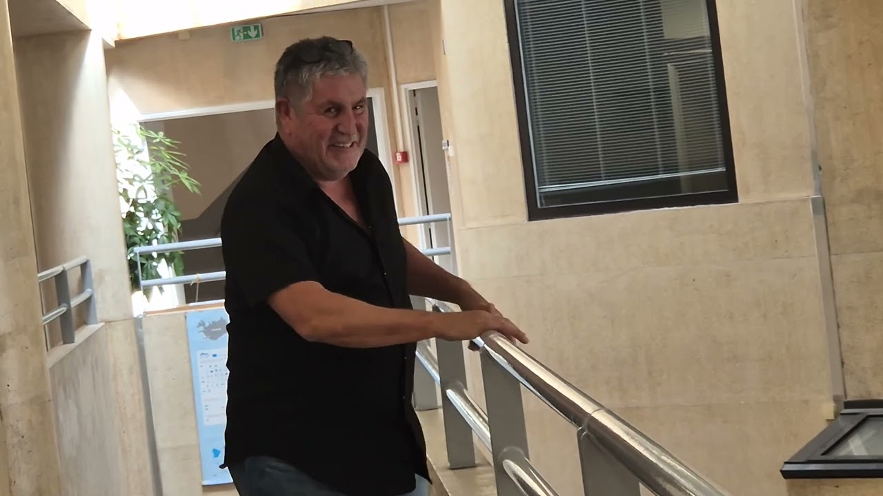 Départ à la retraite de M. PONS...