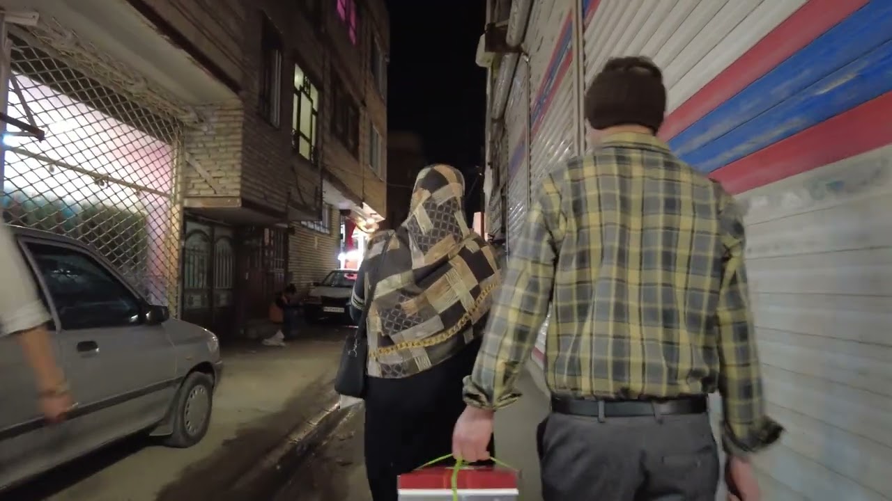 Night Walk in Mashhad, Iran | Exploring Golshahr Bazaar 4K 2025