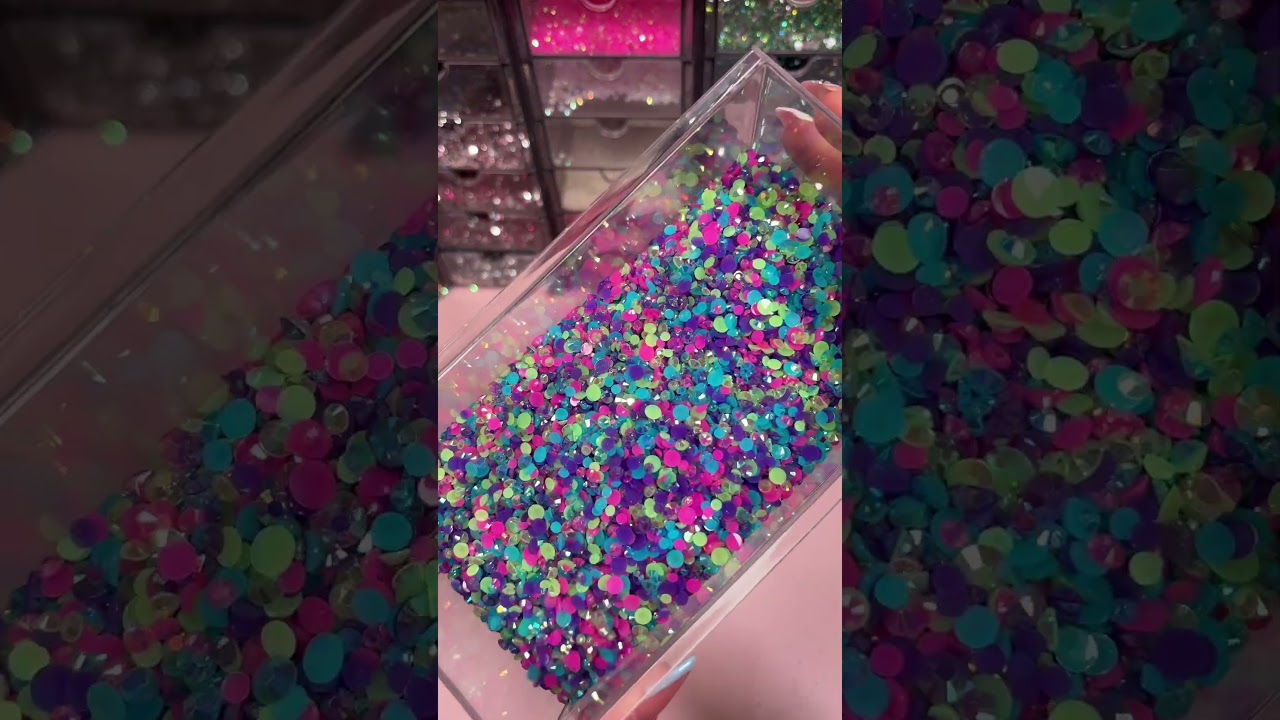 A rhinestone bling order for Krista! 🤩 🔗in bio! #rhinestones #smallbusiness #peachscrystals