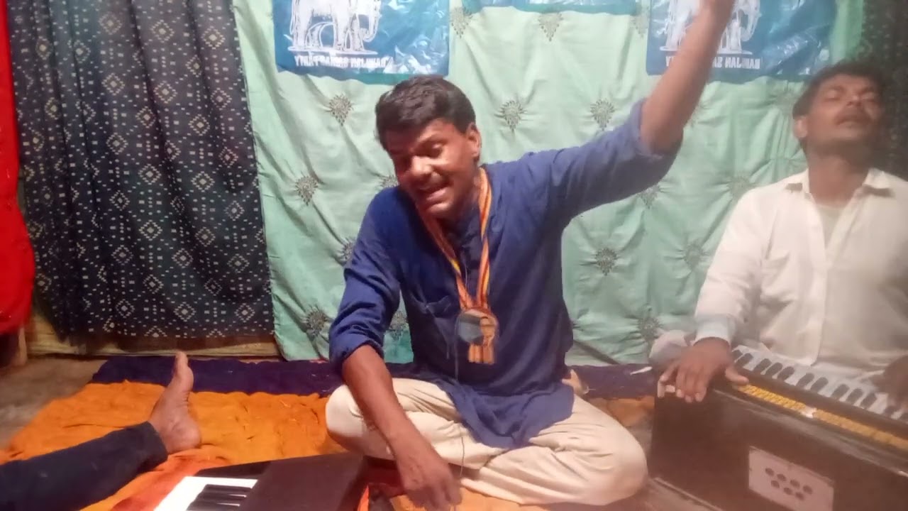 बसपा के डोले लहरिया हो; कचहरिया हिलेला।