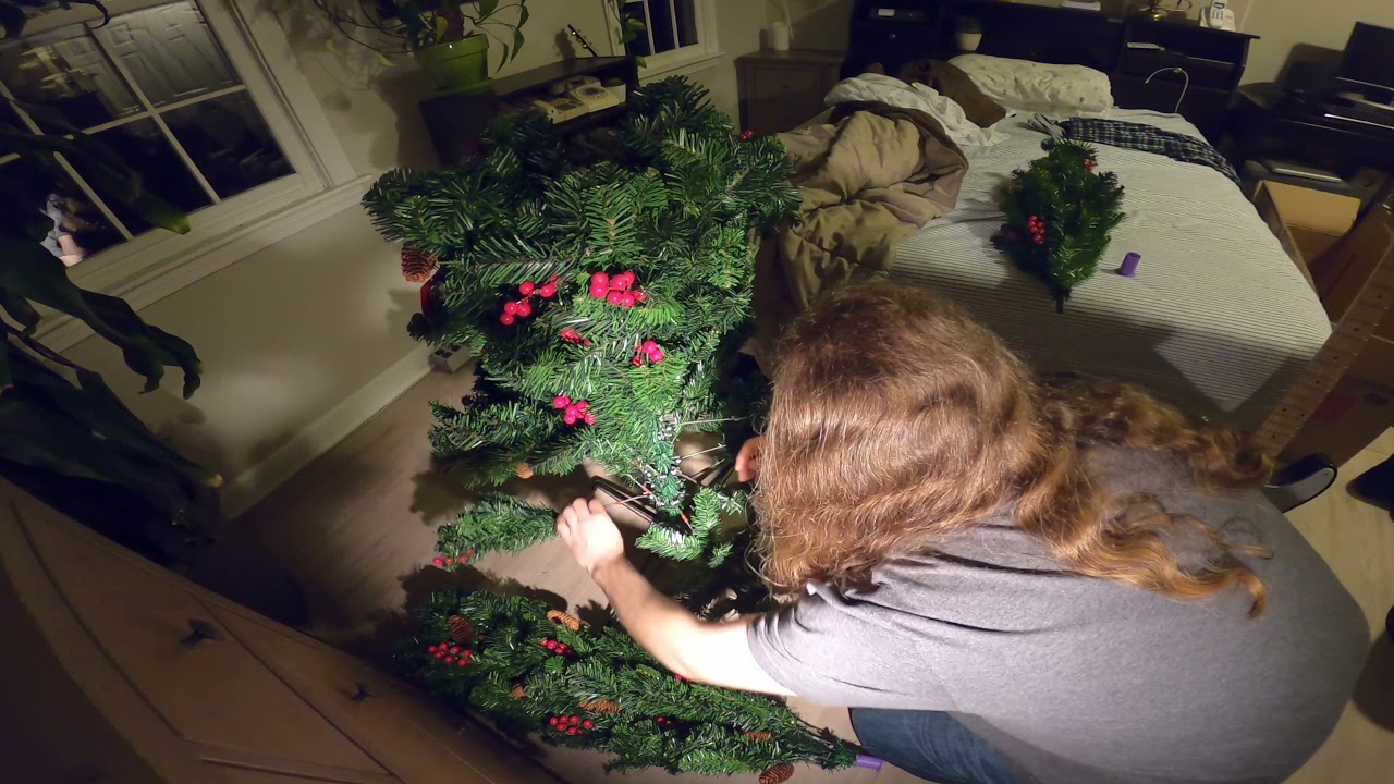 Christmas 2021 | Assembling the Bedroom Tree