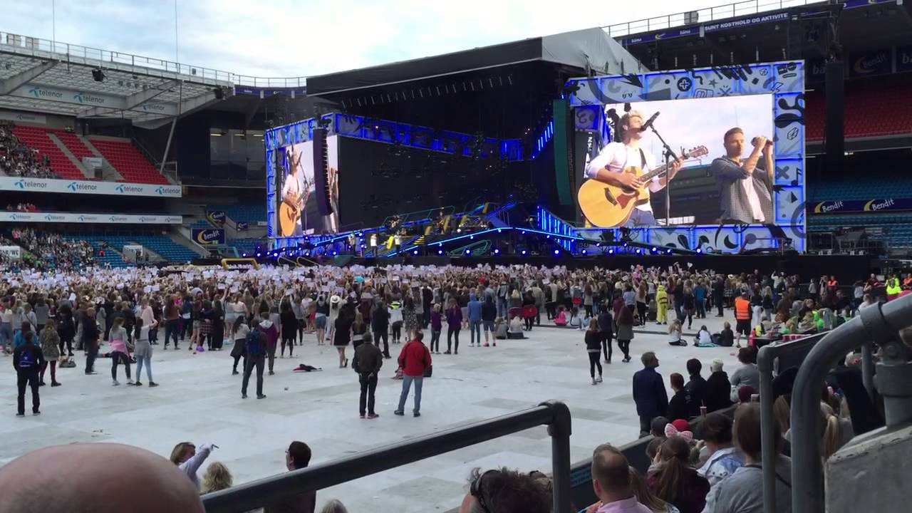 1D One Direction - Night Changes live in Oslo