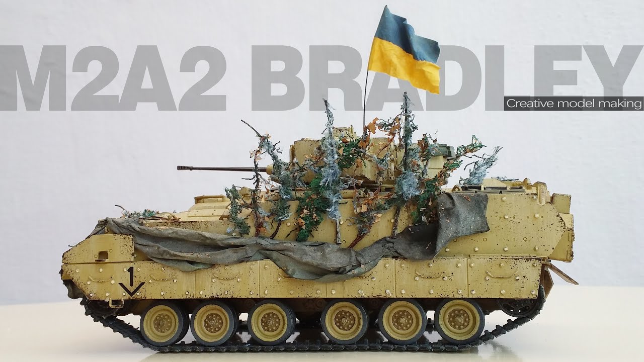 M2A2 BRADLEY 1/35 Scale Military Model