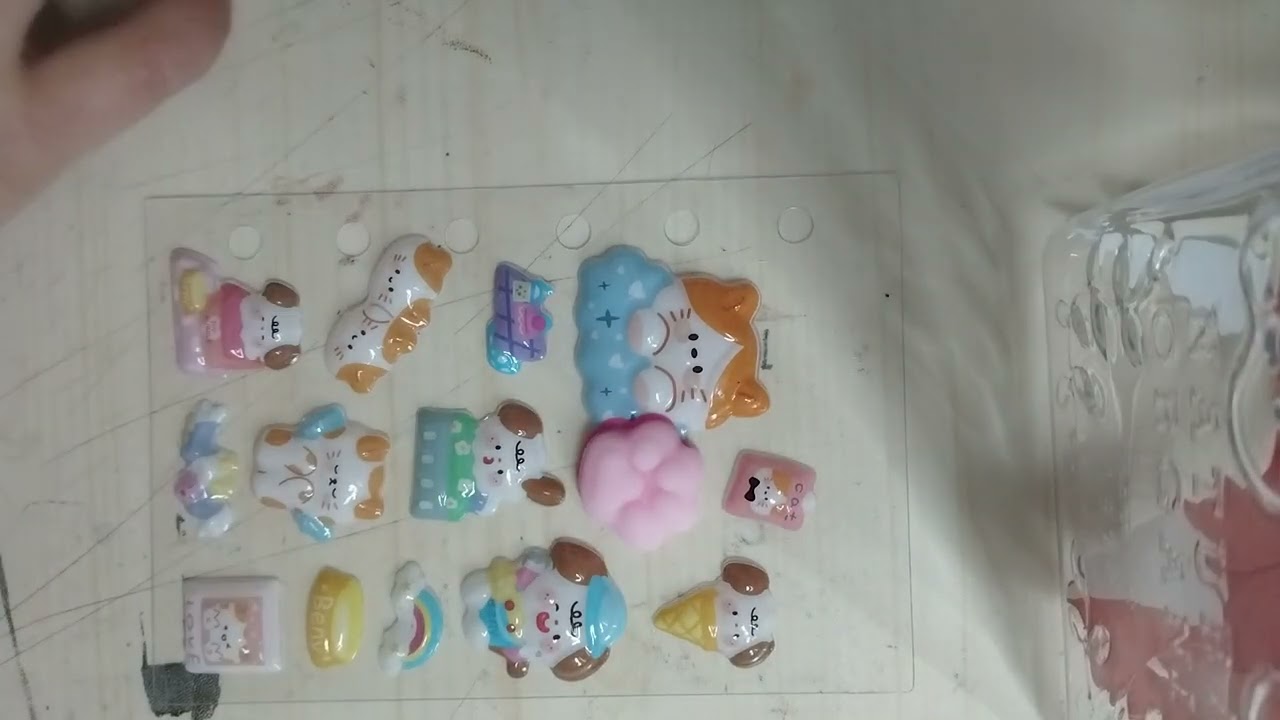 肉球のシール貼ってみた🐾