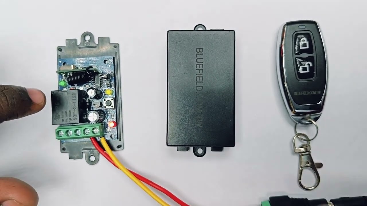 How to program single channel RF Receiver with Remote!!RF#receiver #remote #accesscontrol #Bluefield