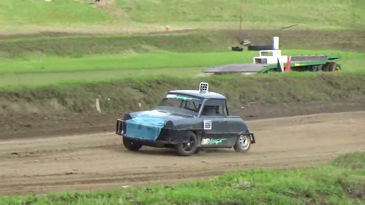 Trabant Tuning Durchgang 3 Lauf 2 - Stock Car Grimmen September 2025