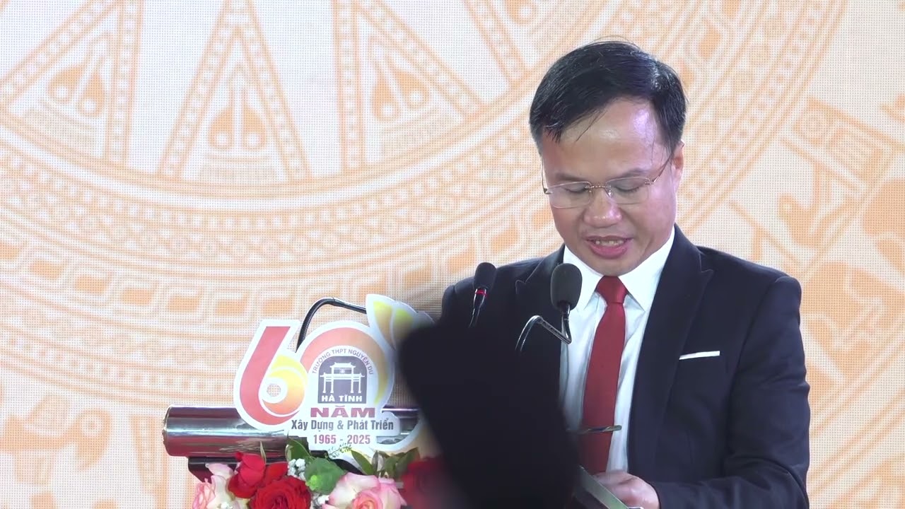 Lễ Kỷ Niệm 60 Năm Thành Lập Trường THPT Nguyễn Du - Hà Tĩnh