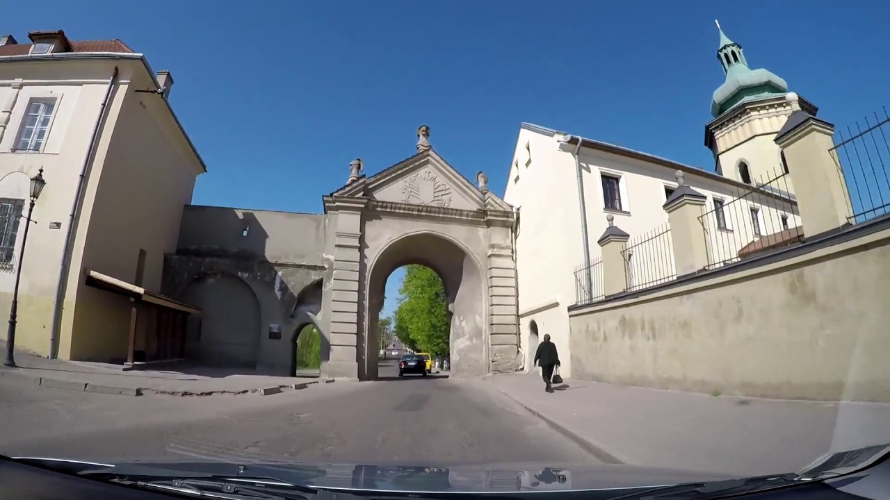 м. Жовква із вікна автомобіля