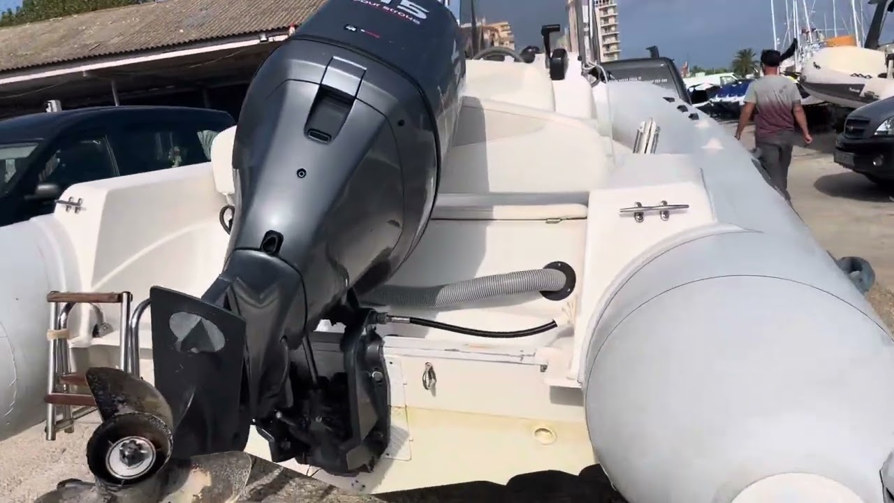 Capelli Tempest 570 con Yamaha 115 CV