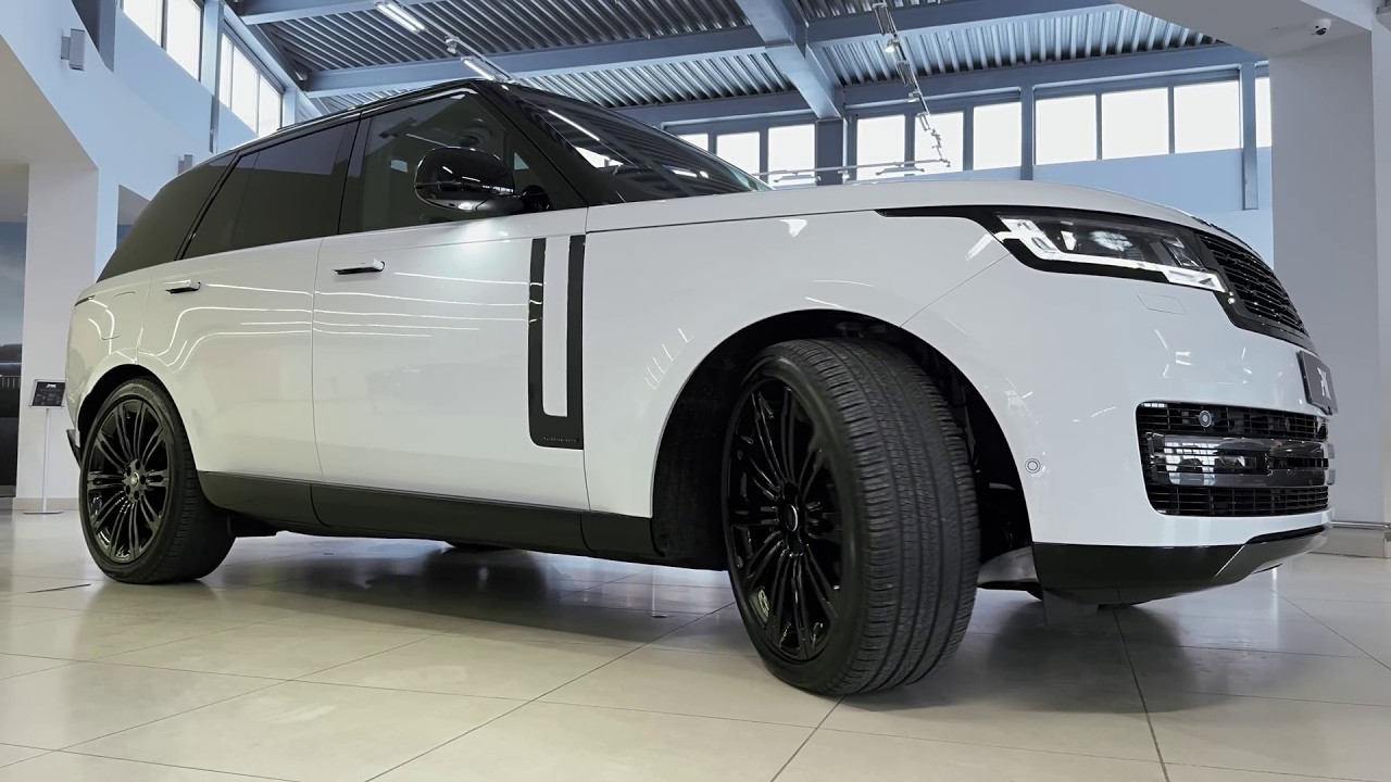 2026 Range Rover Autobiography Review – Interior, Exterior, Sound & Driving Experience