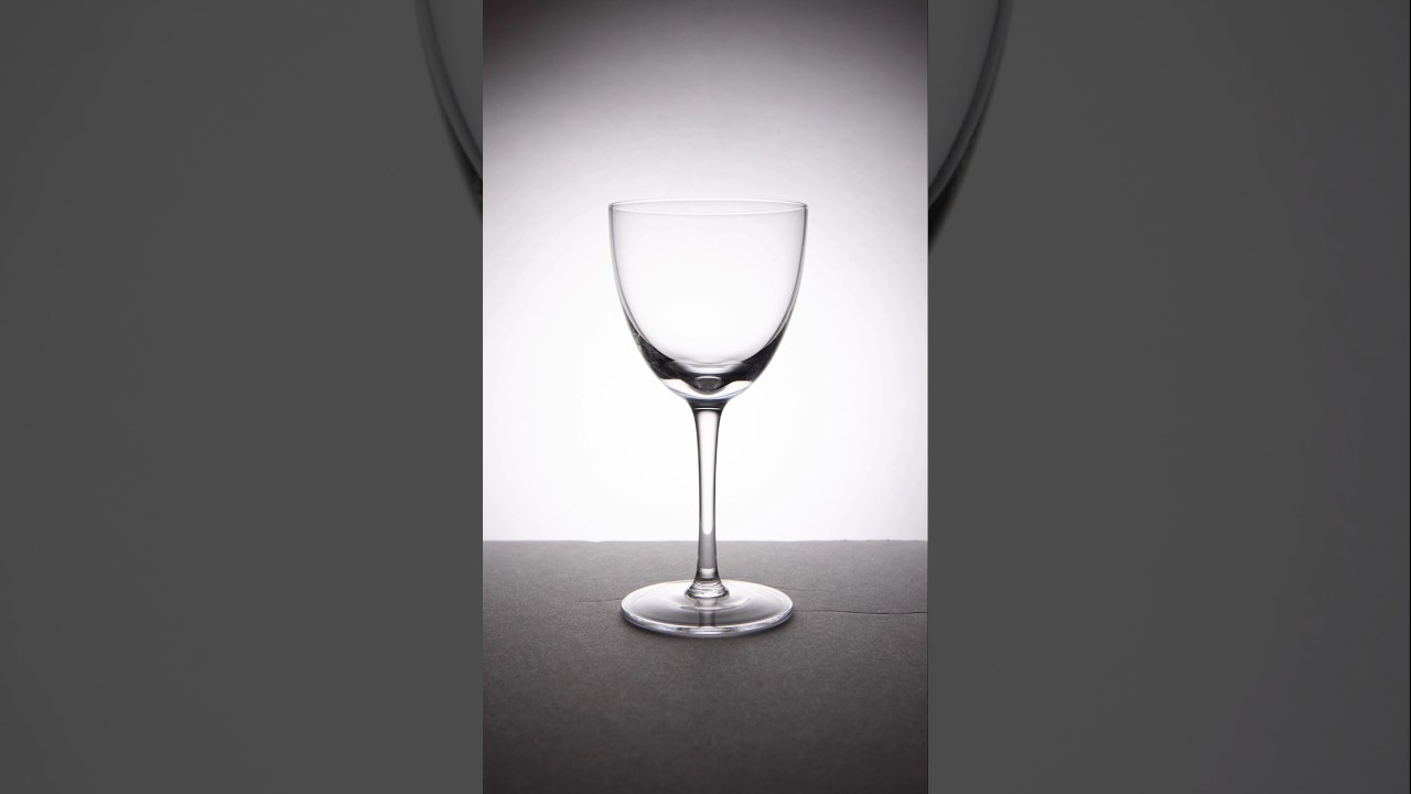 creating elegant glass lighting with a grid and diffusion paper #lighting #photography