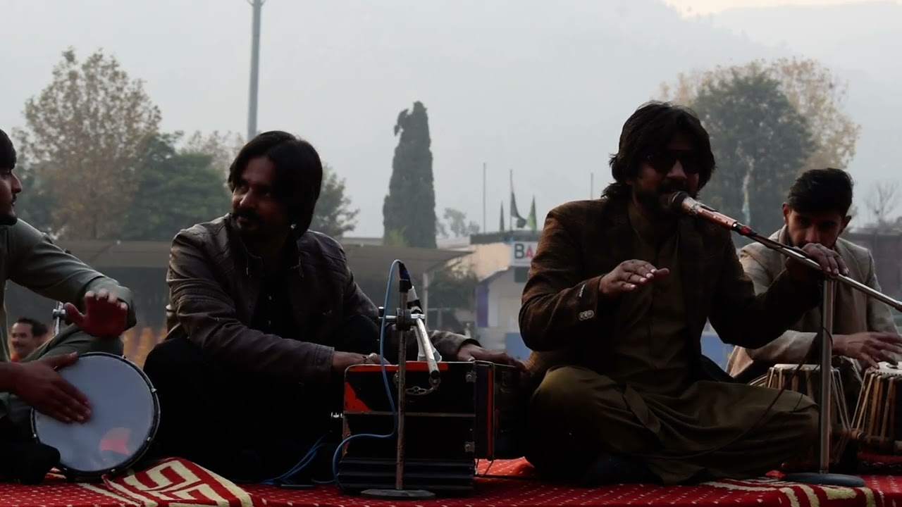 Gojri folk performance by Sajjad Kashmiri at Public Lok Sangeet organized by AJ&K Cultural Academy