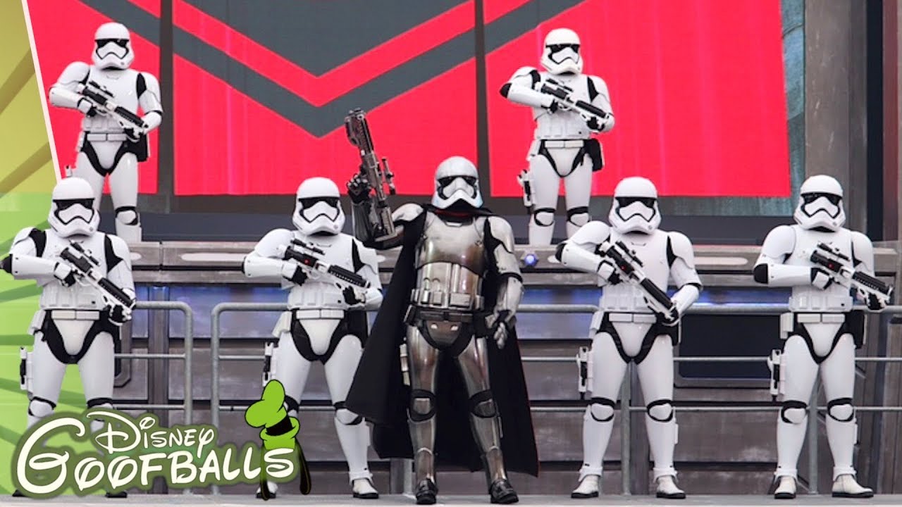 First Order March - Legends of the Force Disneyland Paris 2019 ✨