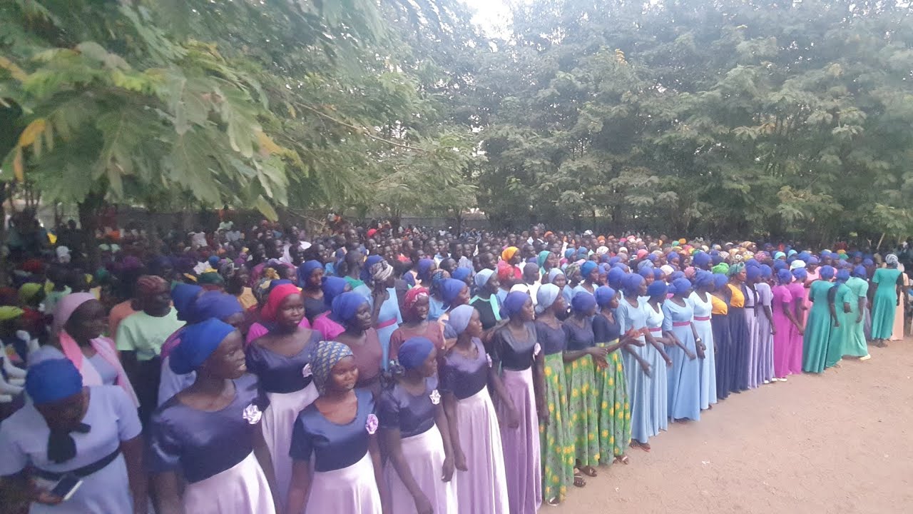 ɤän wa̲kɛ we nhial//Gambella SDA District Choir